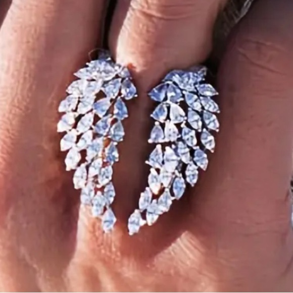 unbranded Jewelry - Angel Wings Silver Pave Adjustable Ring